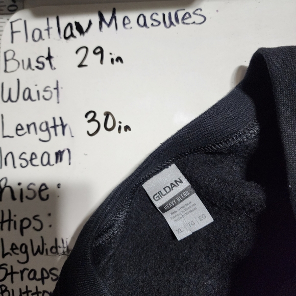 Fairest of them all black pull over sweater - Picture 6 of 6